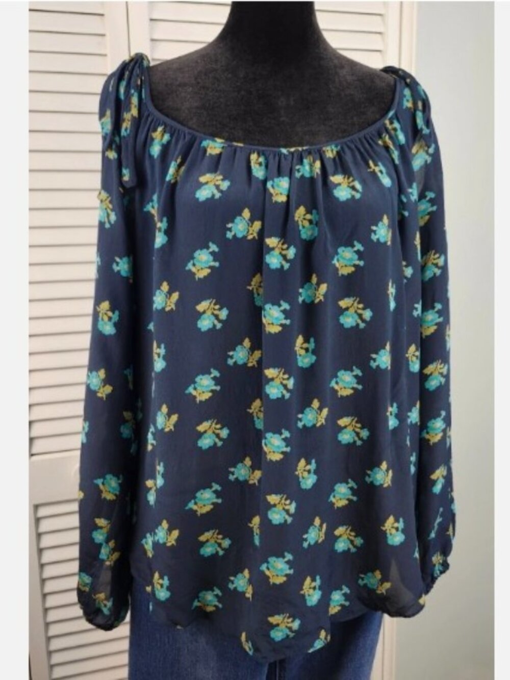Rebecca Taylor 100% Silk Top Size M/L Navy Floral old shoulder